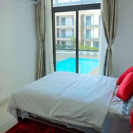 Pool View Apartment @Embassy Gardens 아크라 외부 사진